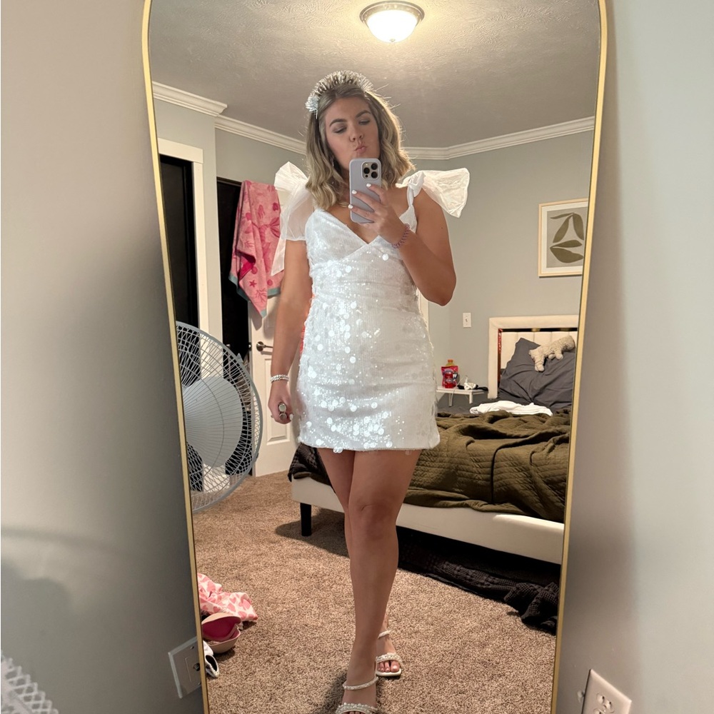 Elegant White Sequin Dress